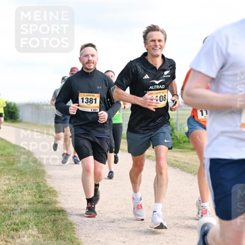 14.09.2025 - Airport Race Dr. Thomas Lammeyer http://msf.ph/oto/8875183 14.09.2025 12:19:58 Laufen 1381, 1381, 08, 230 meine-sportfotos.de