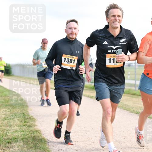 14.09.2025 - Airport Race Dr. Thomas Lammeyer http://msf.ph/oto/8875194 14.09.2025 12:19:58 Laufen 1381, 1381, 11 meine-sportfotos.de