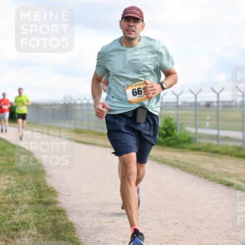 14.09.2025 - Airport Race Dr. Thomas Lammeyer http://msf.ph/oto/8875227 14.09.2025 12:20:00 Laufen 66 meine-sportfotos.de
