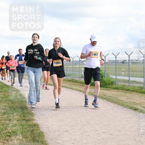 14.09.2025 - Airport Race Dr. Thomas Lammeyer http://msf.ph/oto/8875489 14.09.2025 12:20:20 Laufen 2102, 1920, 1967, 1966 meine-sportfotos.de