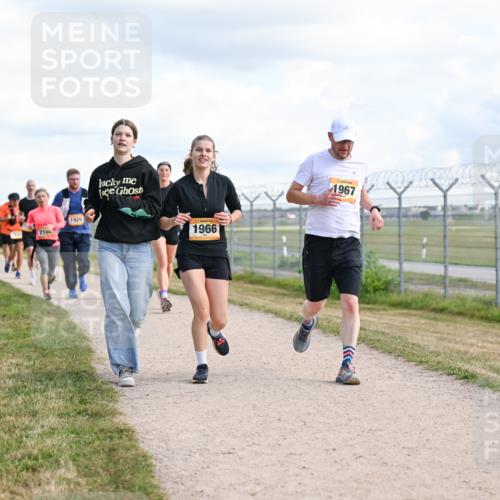 14.09.2025 - Airport Race Dr. Thomas Lammeyer http://msf.ph/oto/8875492 14.09.2025 12:20:20 Laufen 210, 1920, 1966, 1967 meine-sportfotos.de