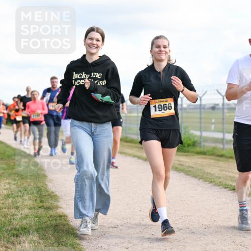 14.09.2025 - Airport Race Dr. Thomas Lammeyer http://msf.ph/oto/8875519 14.09.2025 12:20:21 Laufen 21887, 1966, 1967 meine-sportfotos.de