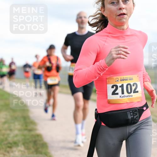 14.09.2025 - Airport Race Dr. Thomas Lammeyer http://msf.ph/oto/8875599 14.09.2025 12:20:26 Laufen 42, 2102 meine-sportfotos.de