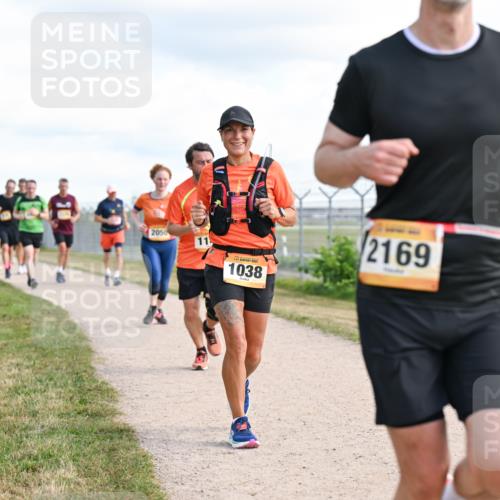 14.09.2025 - Airport Race Dr. Thomas Lammeyer http://msf.ph/oto/8875614 14.09.2025 12:20:27 Laufen 2050, 11, 1038, 2169 meine-sportfotos.de