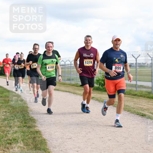 14.09.2025 - Airport Race Dr. Thomas Lammeyer http://msf.ph/oto/8875713 14.09.2025 12:20:32 Laufen 1652, 419, 4182, 1378, 899 meine-sportfotos.de