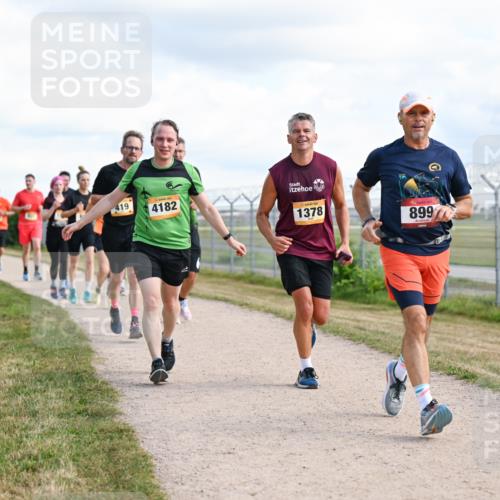 14.09.2025 - Airport Race Dr. Thomas Lammeyer http://msf.ph/oto/8875718 14.09.2025 12:20:33 Laufen 419, 4182, 1378, 899 meine-sportfotos.de