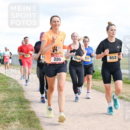 14.09.2025 - Airport Race Dr. Thomas Lammeyer http://msf.ph/oto/8875802 14.09.2025 12:20:37 Laufen 631, 15, 280, 1866, 375, 652 meine-sportfotos.de