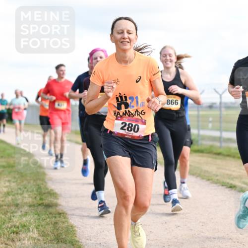 14.09.2025 - Airport Race Dr. Thomas Lammeyer http://msf.ph/oto/8875812 14.09.2025 12:20:37 Laufen 280, 866, 652 meine-sportfotos.de