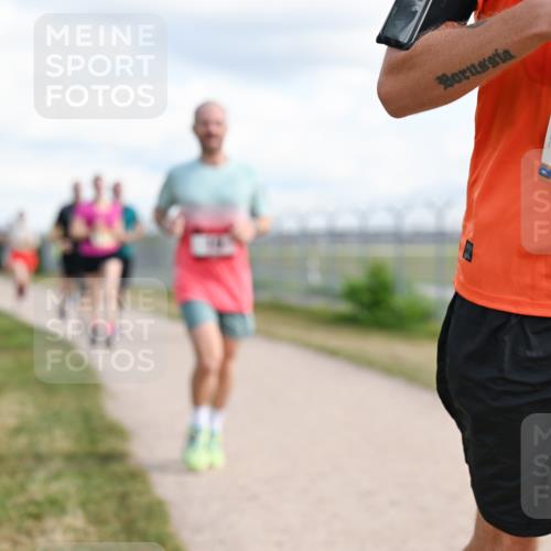 14.09.2025 - Airport Race Dr. Thomas Lammeyer http://msf.ph/oto/8875893 14.09.2025 12:20:42 Laufen 117, 42, 1400 meine-sportfotos.de
