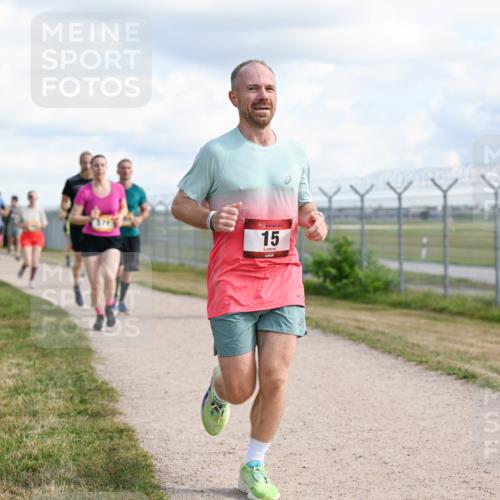 14.09.2025 - Airport Race Dr. Thomas Lammeyer http://msf.ph/oto/8875902 14.09.2025 12:20:43 Laufen 00, 15 meine-sportfotos.de