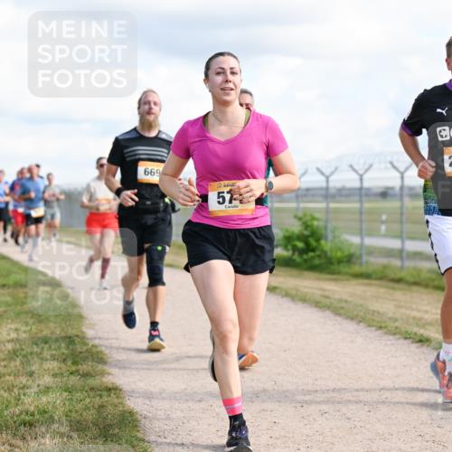 14.09.2025 - Airport Race Dr. Thomas Lammeyer http://msf.ph/oto/8875955 14.09.2025 12:20:46 Laufen 669, 57, 2037 meine-sportfotos.de