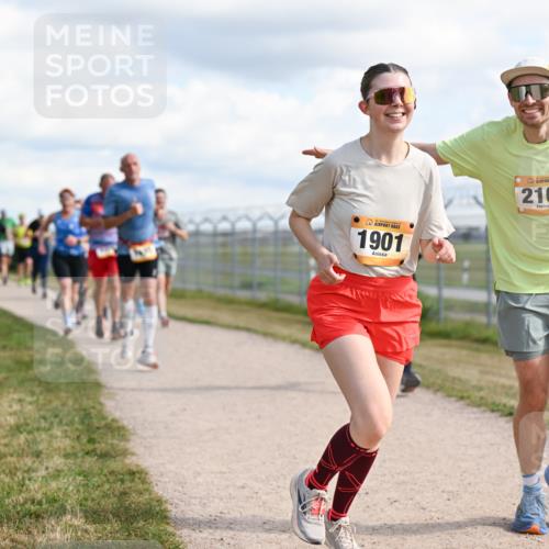 14.09.2025 - Airport Race Dr. Thomas Lammeyer http://msf.ph/oto/8876020 14.09.2025 12:20:49 Laufen 1901, 2160 meine-sportfotos.de