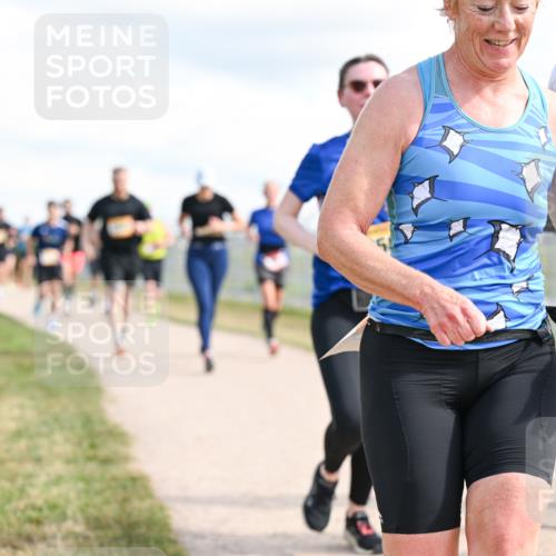 14.09.2025 - Airport Race Dr. Thomas Lammeyer http://msf.ph/oto/8876113 14.09.2025 12:20:55 Laufen 43, 834 meine-sportfotos.de