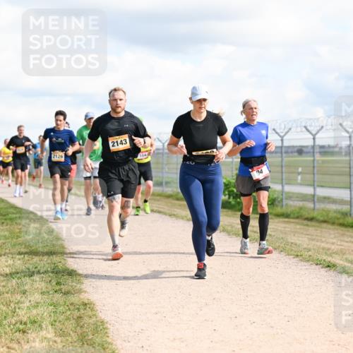 14.09.2025 - Airport Race Dr. Thomas Lammeyer http://msf.ph/oto/8876135 14.09.2025 12:20:56 Laufen 2126, 2143, 104, 94 meine-sportfotos.de
