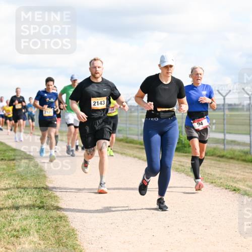 14.09.2025 - Airport Race Dr. Thomas Lammeyer http://msf.ph/oto/8876144 14.09.2025 12:20:57 Laufen 2126, 2143, 94 meine-sportfotos.de