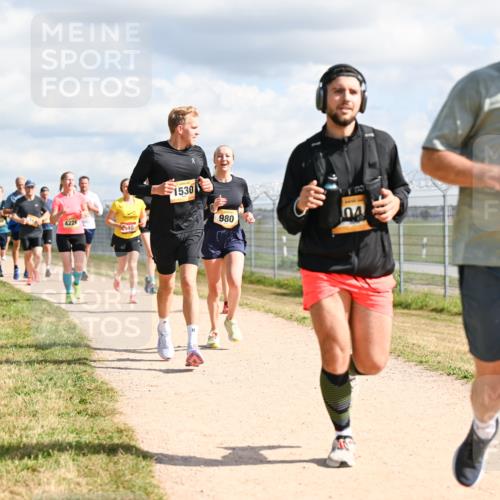 14.09.2025 - Airport Race Dr. Thomas Lammeyer http://msf.ph/oto/8876217 14.09.2025 12:21:02 Laufen 4226, 40, 1530, 980, 080 meine-sportfotos.de