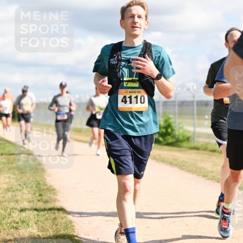 14.09.2025 - Airport Race Dr. Thomas Lammeyer http://msf.ph/oto/8876359 14.09.2025 12:21:10 Laufen 4110 meine-sportfotos.de