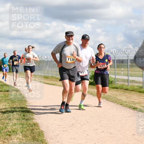 14.09.2025 - Airport Race Dr. Thomas Lammeyer http://msf.ph/oto/8876431 14.09.2025 12:21:14 Laufen 1120, 833, 111, 577, 129 meine-sportfotos.de