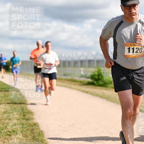 14.09.2025 - Airport Race Dr. Thomas Lammeyer http://msf.ph/oto/8876460 14.09.2025 12:21:16 Laufen 1120 meine-sportfotos.de