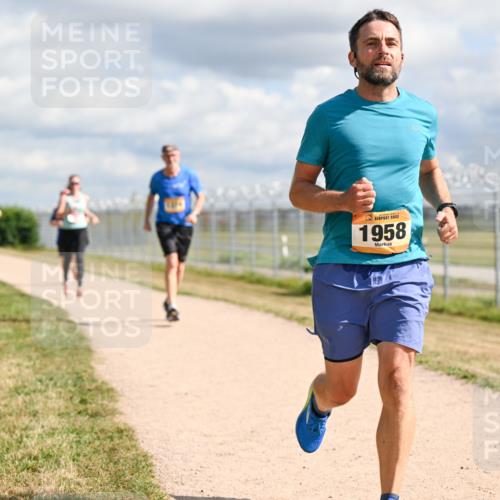 14.09.2025 - Airport Race Dr. Thomas Lammeyer http://msf.ph/oto/8876545 14.09.2025 12:21:21 Laufen 2, 1958 meine-sportfotos.de