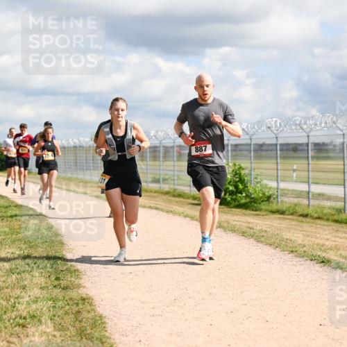 14.09.2025 - Airport Race Dr. Thomas Lammeyer http://msf.ph/oto/8876642 14.09.2025 12:21:31 Laufen 131, 887 meine-sportfotos.de