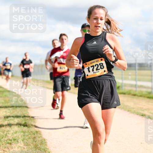 14.09.2025 - Airport Race Dr. Thomas Lammeyer http://msf.ph/oto/8876737 14.09.2025 12:21:37 Laufen 1728 meine-sportfotos.de