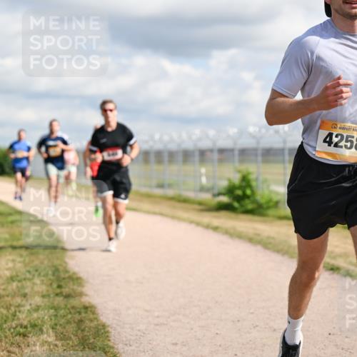 14.09.2025 - Airport Race Dr. Thomas Lammeyer http://msf.ph/oto/8876774 14.09.2025 12:21:39 Laufen 4258 meine-sportfotos.de