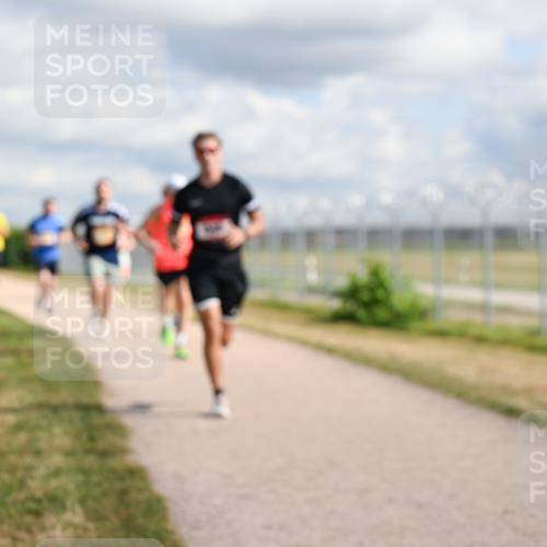 14.09.2025 - Airport Race Dr. Thomas Lammeyer http://msf.ph/oto/8876788 14.09.2025 12:21:40 Laufen  meine-sportfotos.de
