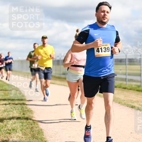 14.09.2025 - Airport Race Dr. Thomas Lammeyer http://msf.ph/oto/8876886 14.09.2025 12:21:47 Laufen 4139, 2 meine-sportfotos.de