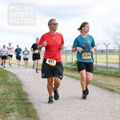 14.09.2025 - Airport Race Dr. Thomas Lammeyer http://msf.ph/oto/8876954 14.09.2025 12:21:58 Laufen 1100, 671, 2179 meine-sportfotos.de