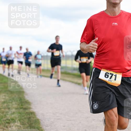 14.09.2025 - Airport Race Dr. Thomas Lammeyer http://msf.ph/oto/8876962 14.09.2025 12:21:59 Laufen 671 meine-sportfotos.de