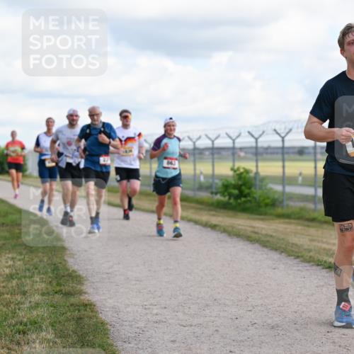 14.09.2025 - Airport Race Dr. Thomas Lammeyer http://msf.ph/oto/8876980 14.09.2025 12:22:02 Laufen 863, 1100 meine-sportfotos.de