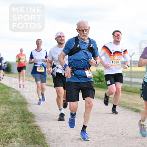 14.09.2025 - Airport Race Dr. Thomas Lammeyer http://msf.ph/oto/8876996 14.09.2025 12:22:04 Laufen 1836, 658, 863 meine-sportfotos.de