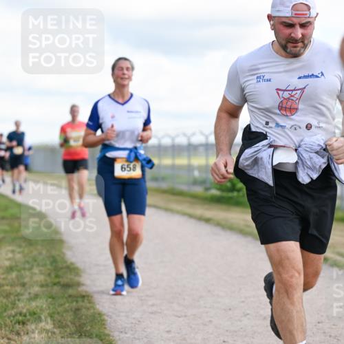 14.09.2025 - Airport Race Dr. Thomas Lammeyer http://msf.ph/oto/8877006 14.09.2025 12:22:06 Laufen 658, 3 meine-sportfotos.de