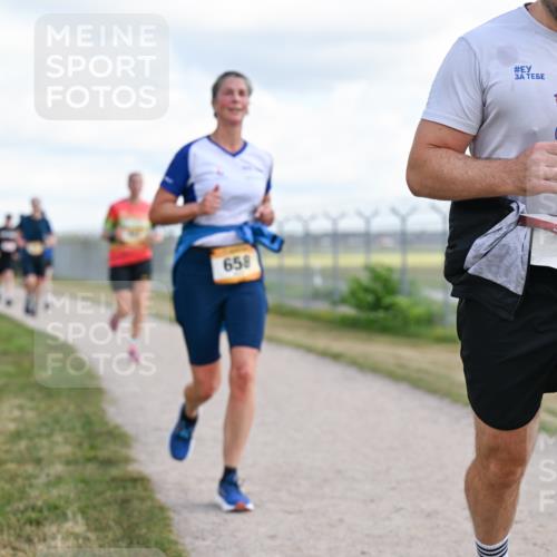 14.09.2025 - Airport Race Dr. Thomas Lammeyer http://msf.ph/oto/8877008 14.09.2025 12:22:06 Laufen 658, 2021 meine-sportfotos.de