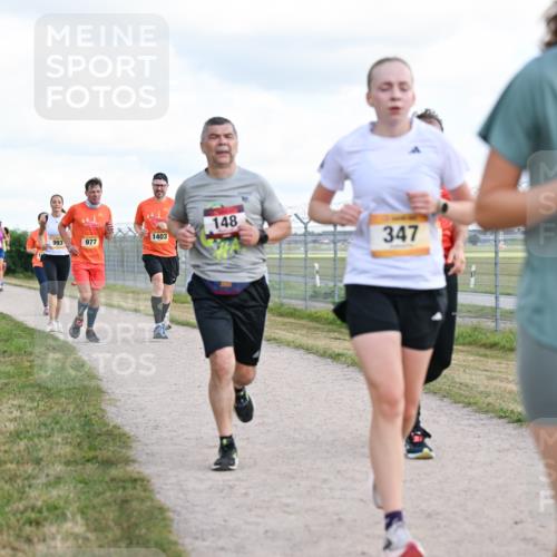 14.09.2025 - Airport Race Dr. Thomas Lammeyer http://msf.ph/oto/8877180 14.09.2025 12:22:35 Laufen 1403, 993, 977, 148, 347, 1010 meine-sportfotos.de