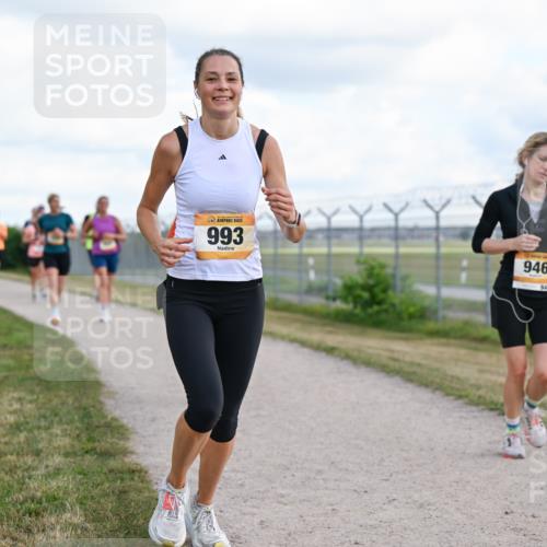 14.09.2025 - Airport Race Dr. Thomas Lammeyer http://msf.ph/oto/8877215 14.09.2025 12:22:40 Laufen 993, 946 meine-sportfotos.de
