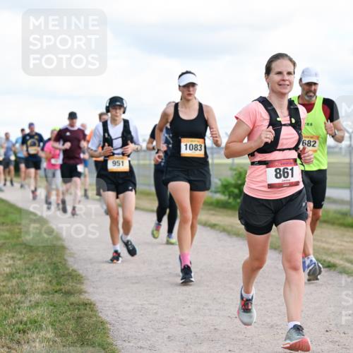 14.09.2025 - Airport Race Dr. Thomas Lammeyer http://msf.ph/oto/8877252 14.09.2025 12:22:48 Laufen 951, 1083, 861, 682 meine-sportfotos.de
