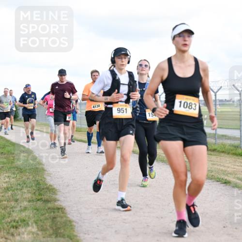 14.09.2025 - Airport Race Dr. Thomas Lammeyer http://msf.ph/oto/8877258 14.09.2025 12:22:49 Laufen 228, 84, 4138, 1083, 951, 15, 1682 meine-sportfotos.de