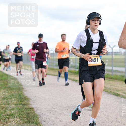 14.09.2025 - Airport Race Dr. Thomas Lammeyer http://msf.ph/oto/8877264 14.09.2025 12:22:49 Laufen 951, 10 meine-sportfotos.de