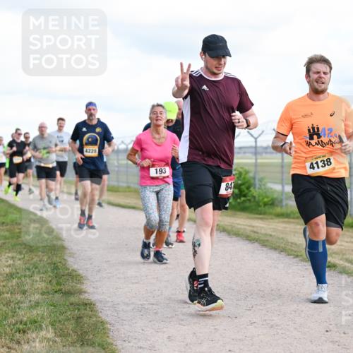 14.09.2025 - Airport Race Dr. Thomas Lammeyer http://msf.ph/oto/8877274 14.09.2025 12:22:51 Laufen 4228, 193, 4138, 84 meine-sportfotos.de