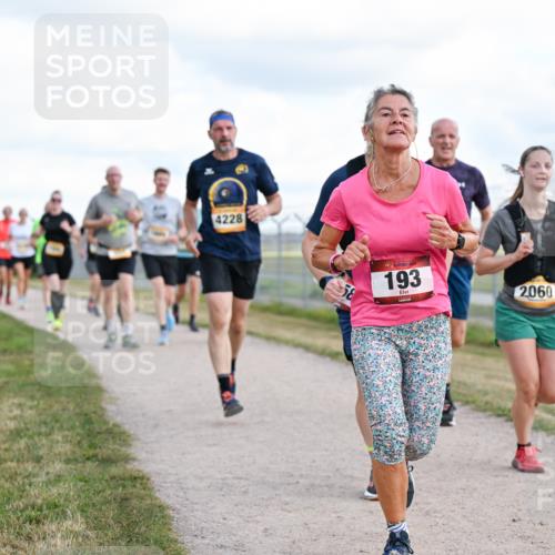 14.09.2025 - Airport Race Dr. Thomas Lammeyer http://msf.ph/oto/8877285 14.09.2025 12:22:53 Laufen 4228, 193, 2060 meine-sportfotos.de