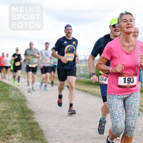 14.09.2025 - Airport Race Dr. Thomas Lammeyer http://msf.ph/oto/8877288 14.09.2025 12:22:53 Laufen 258, 193, 2060 meine-sportfotos.de