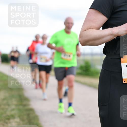 14.09.2025 - Airport Race Dr. Thomas Lammeyer http://msf.ph/oto/8877322 14.09.2025 12:22:59 Laufen 42, 1202 meine-sportfotos.de