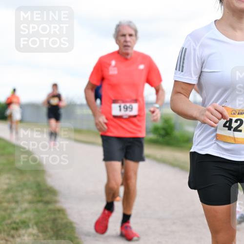 14.09.2025 - Airport Race Dr. Thomas Lammeyer http://msf.ph/oto/8877335 14.09.2025 12:23:02 Laufen 199, 42, 4218 meine-sportfotos.de