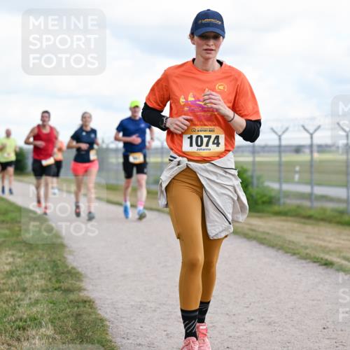 14.09.2025 - Airport Race Dr. Thomas Lammeyer http://msf.ph/oto/8877372 14.09.2025 12:23:08 Laufen 1074 meine-sportfotos.de