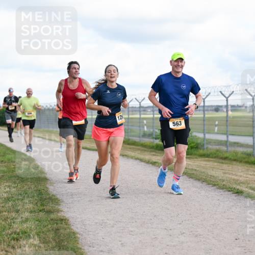 14.09.2025 - Airport Race Dr. Thomas Lammeyer http://msf.ph/oto/8877383 14.09.2025 12:23:11 Laufen 126, 563 meine-sportfotos.de