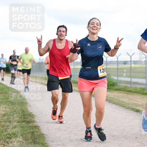 14.09.2025 - Airport Race Dr. Thomas Lammeyer http://msf.ph/oto/8877391 14.09.2025 12:23:12 Laufen 126, 563 meine-sportfotos.de