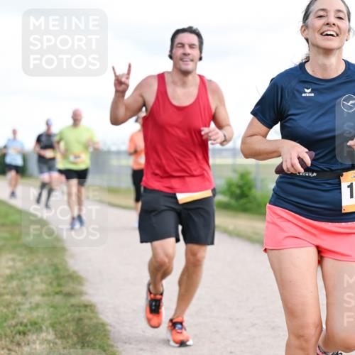 14.09.2025 - Airport Race Dr. Thomas Lammeyer http://msf.ph/oto/8877395 14.09.2025 12:23:13 Laufen 126 meine-sportfotos.de