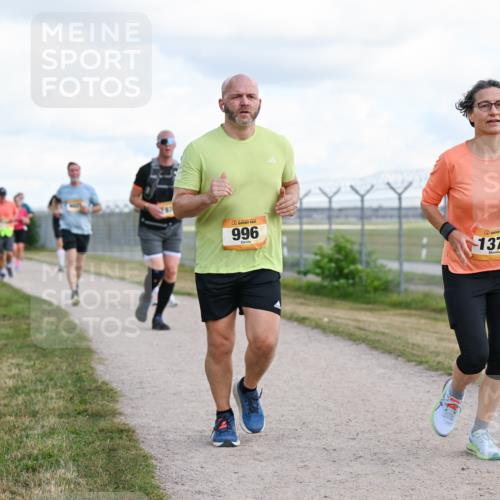14.09.2025 - Airport Race Dr. Thomas Lammeyer http://msf.ph/oto/8877412 14.09.2025 12:23:16 Laufen 996, 1375 meine-sportfotos.de